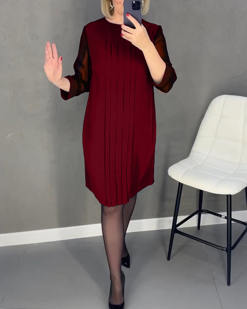 Julie | Einfarbiges, plissiertes Patchwork-Mesh-Kleid