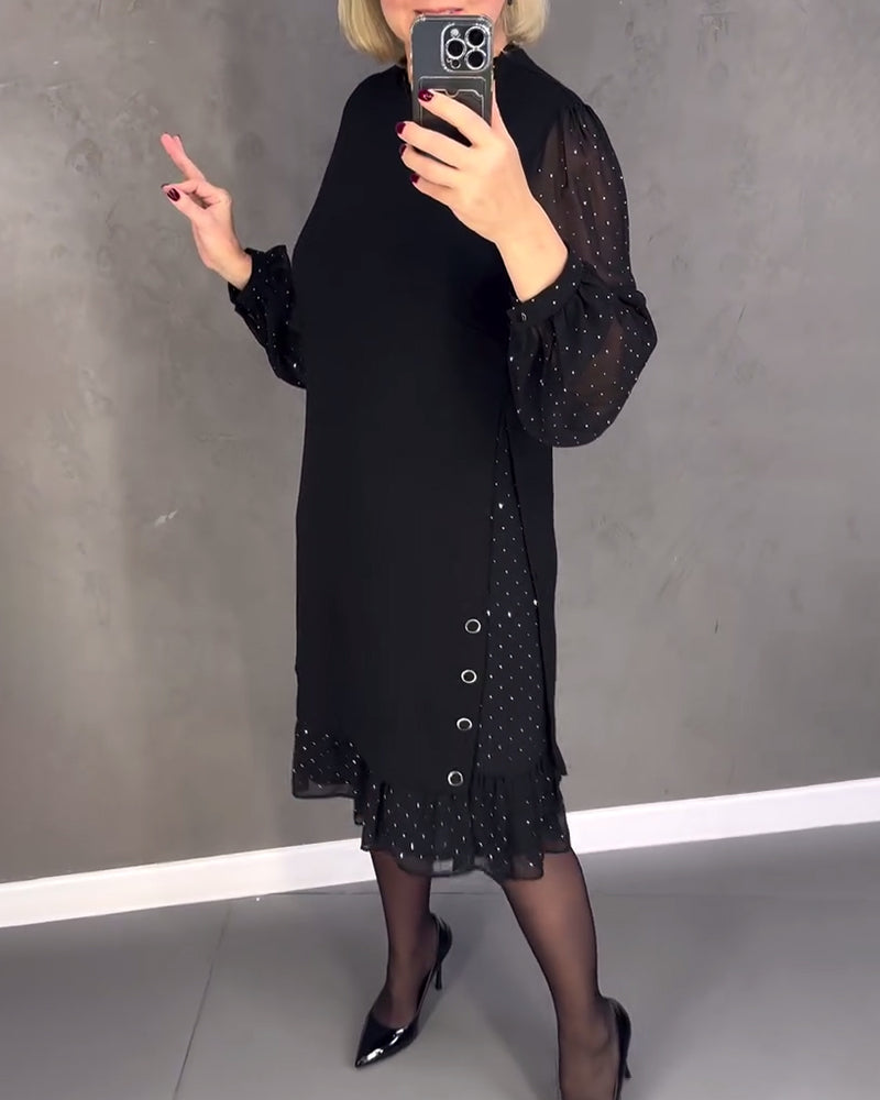 Langärmeliges Kleid mit Tupfen