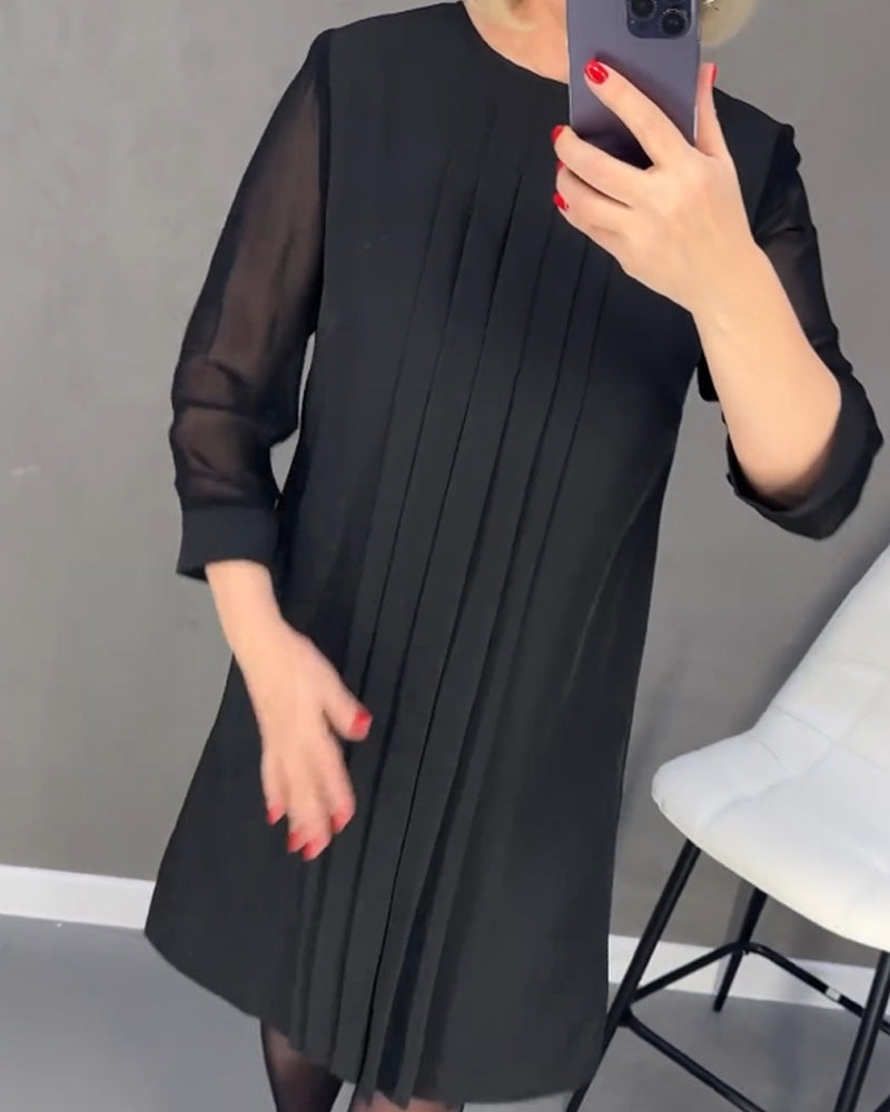 Julie | Einfarbiges, plissiertes Patchwork-Mesh-Kleid